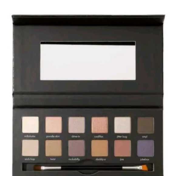 YBF Beauty Other - 💖 3/$25 YBF Beauty Rock the Croc Eyeshadow Pallet